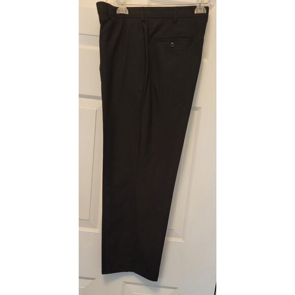 $75 Van Heusen Men's Flex Straight Fit Flat Front Pant, Black, 36W x 29L - Picture 12 of 15